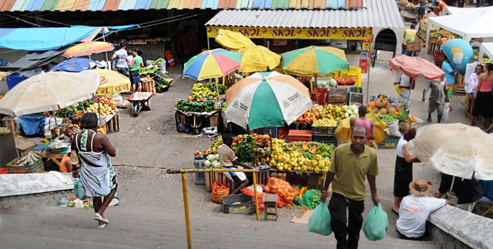 Centro de Abastecimento abre em horário normal nesta quarta (2)