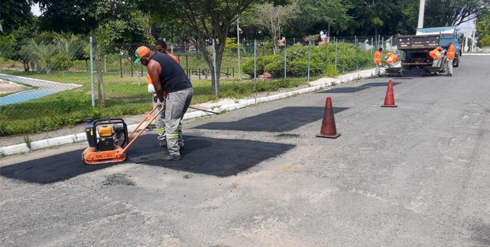 Operação tapa-buraco contemplou 68 ruas e avenidas nos últimos dois meses
