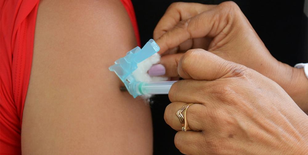 Vacinação contra Covid para crianças a partir de 5 anos e adolescentes nesta terça