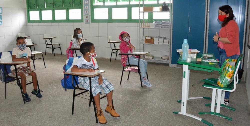 Aulas das escolas municipais começam hoje 