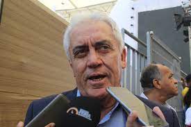 Otto Alencar não concorda com a retirada da máscara neste momento 