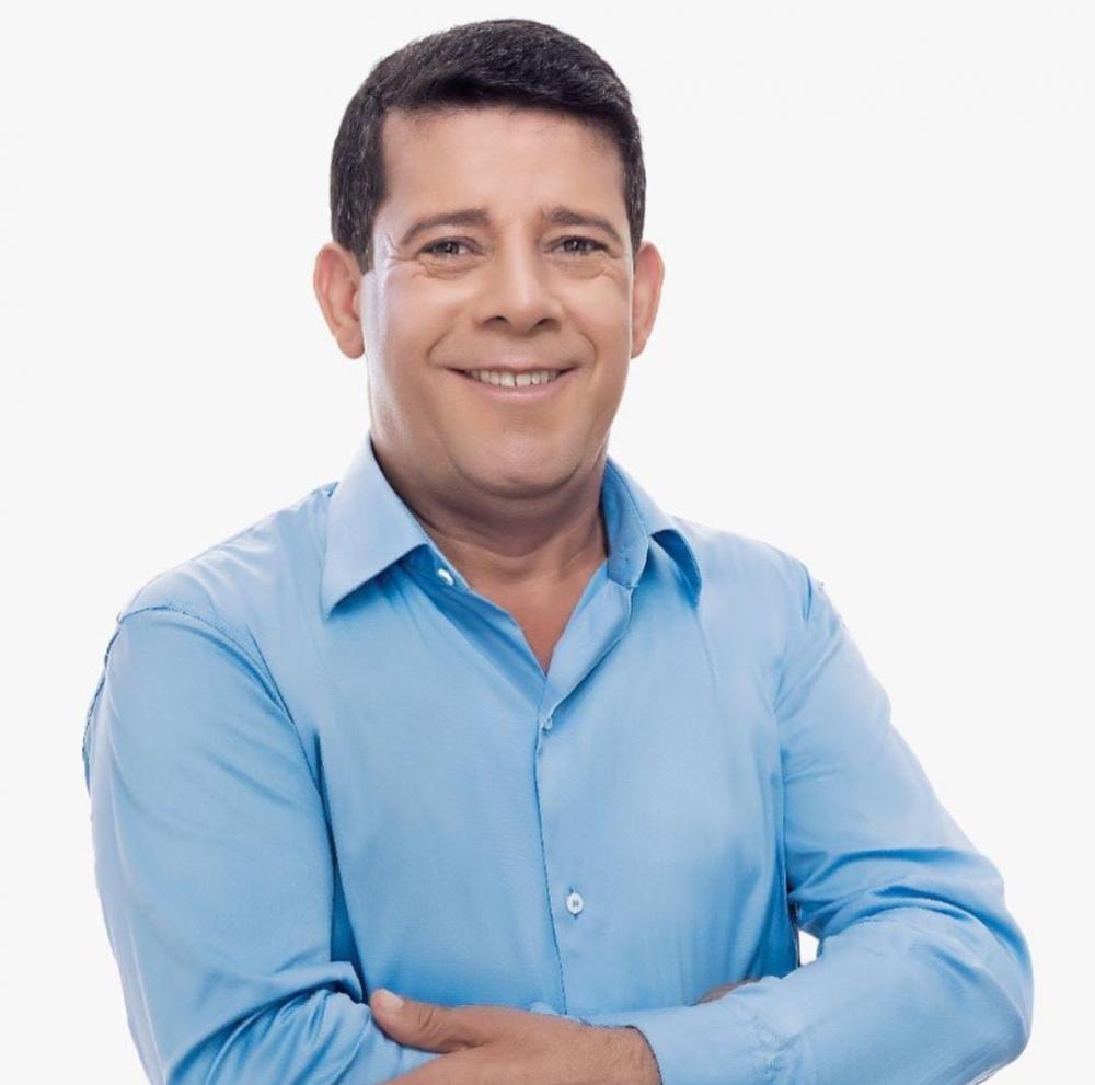 Ex-prefeito Carlos Germano passa por cirurgia em Feira de Santana