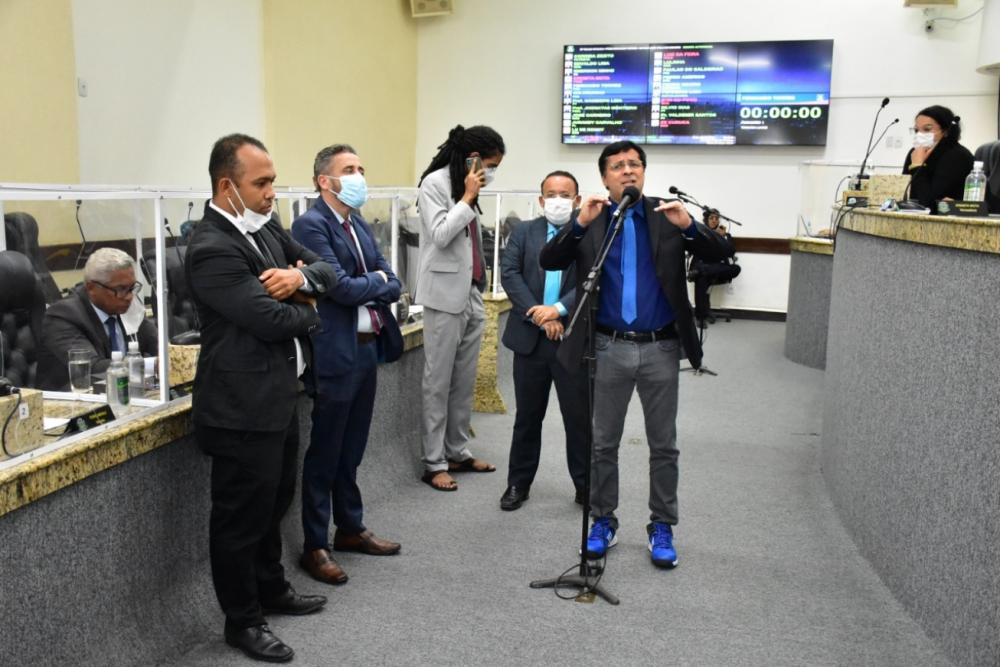 Fernando Torres pede respeito ao prefeito Colbert Martins: 