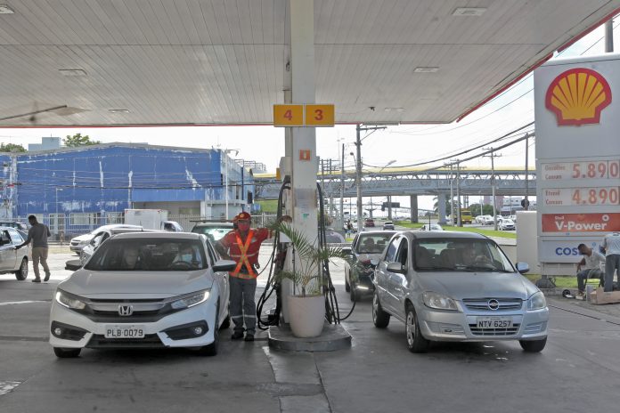 Decreto estabelece nova prorrogação do ICMS reduzido para combustíveis na Bahia