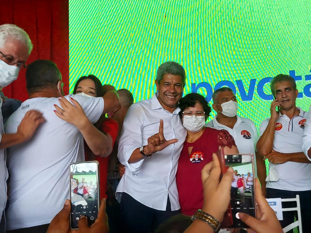  Jerônimo esteve em Feira de Santana para lançar o Programa de Governo Participativo