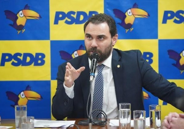 Nome do PSDB para vice, Viana encontra com Neto: 