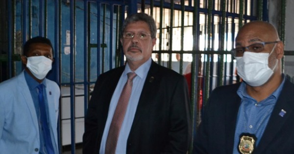 Secretário pretende implantar projeto piloto na Lemos Brito