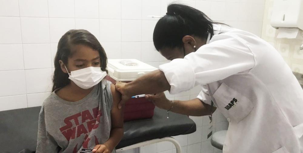 Vacina contra Covid para crianças e adolescentes somente pela manhã nesta quinta