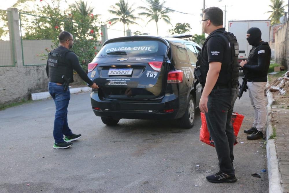 Operação Disciplina prende doze em Salvador e RMS