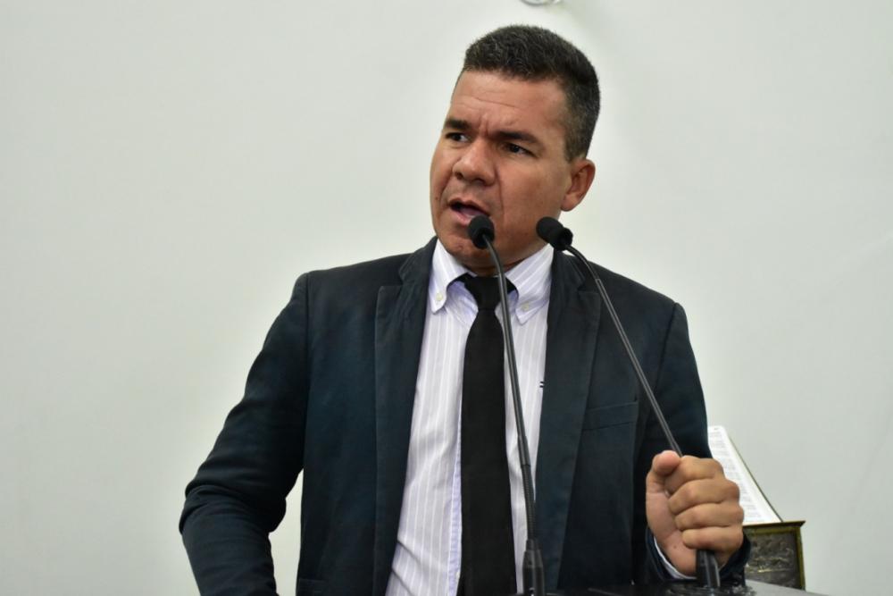 Falta de atendimento na UPA do Clériston é denunciada na Câmara