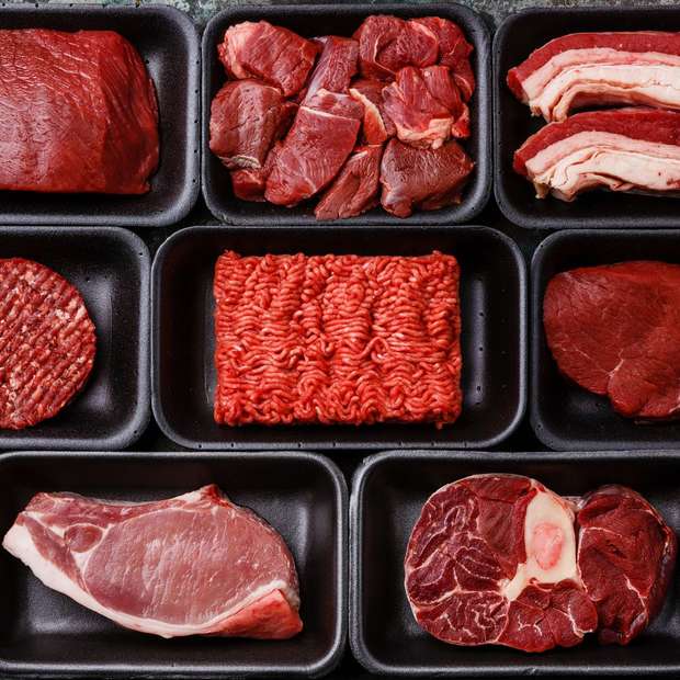 É falsa informação atribuída à Prefeitura de suspender carne vermelha da alimentação