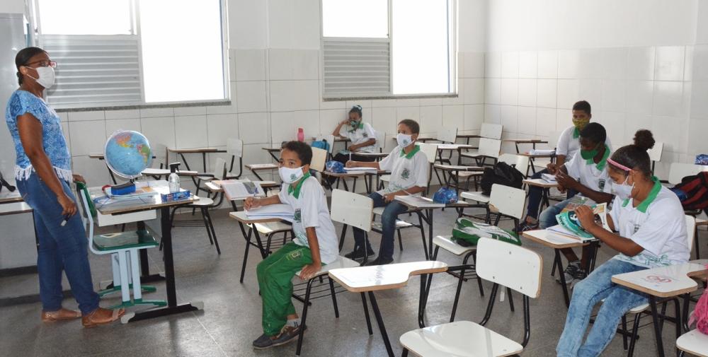 Prefeitura convoca mais auxiliares para o Programa Tempo de Aprender