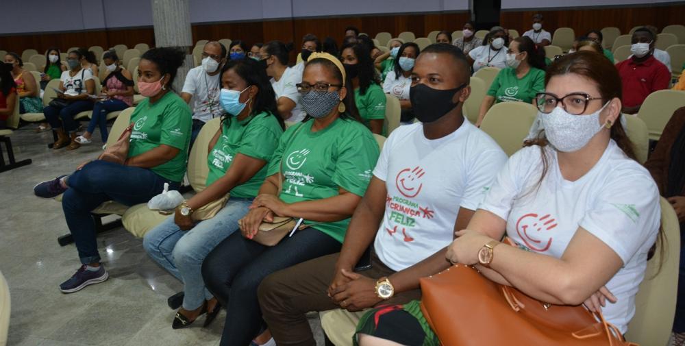 Prefeitura convoca mais 28 candidatos para atuar no programa Criança Feliz