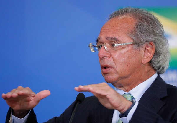 Reajuste para servidor e agrado a policiais vai exigir bloqueio de R$ 15 bi