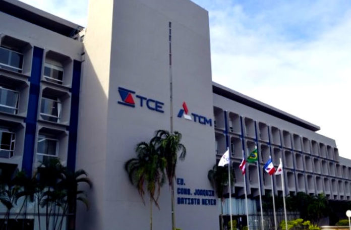 Conselheiro do TCM explica trabalho do órgão na supervisão das contas das Prefeituras baianas