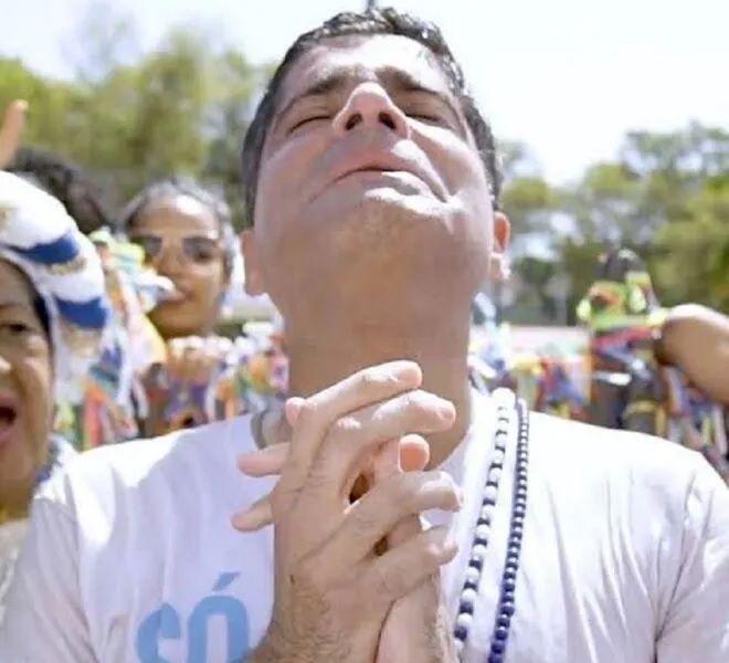 ACM Neto vive seu segundo momento entre a cruz e a espada