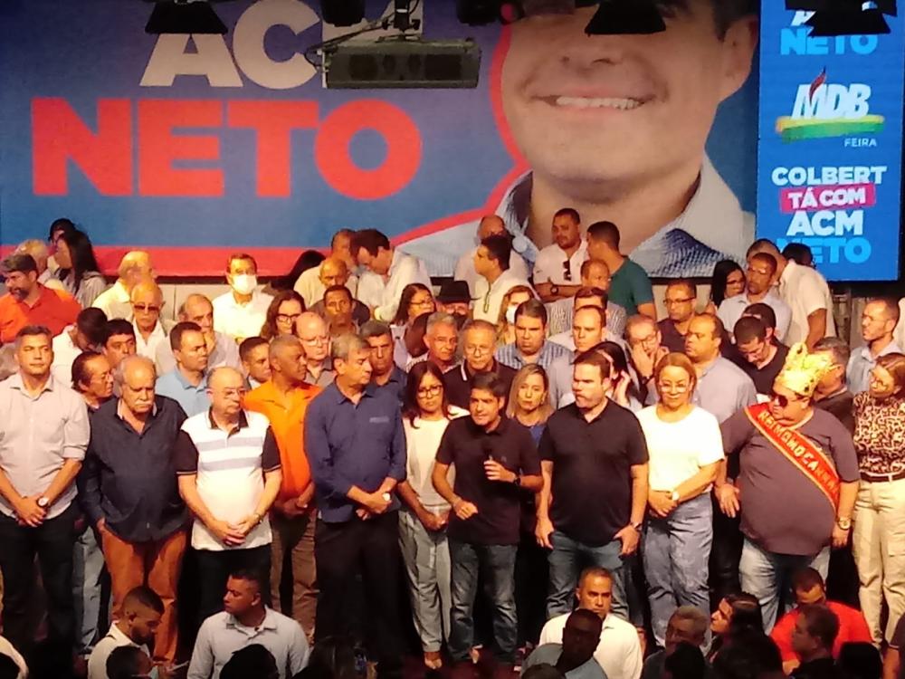 Colbert fala sobre evento com ACM Neto em Feira de Santana