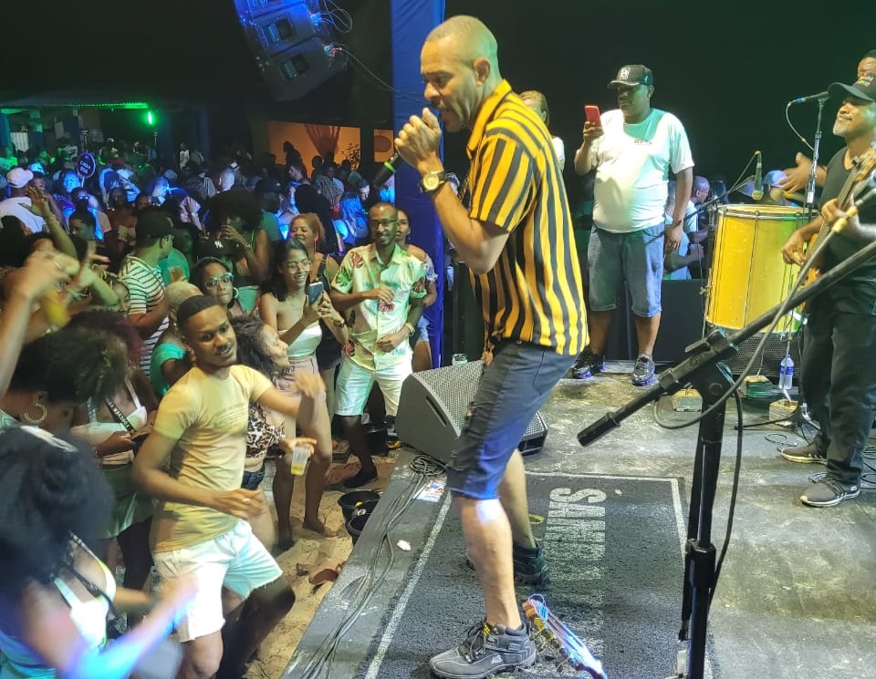 Junho será marcado por muito Samba Junino com a banda Samba Trator