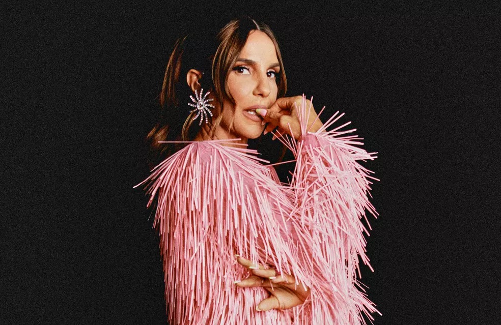 Ivete Sangalo estreia um novo programa, aos domingos, nas tardes da TV Globo