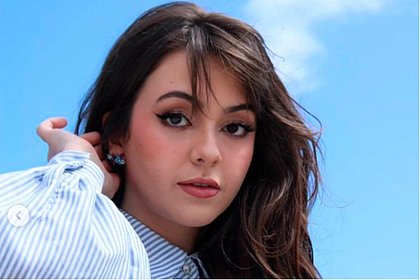 Atriz Klara Castanho revela que engravidou após estupro e deu bebê para adoção