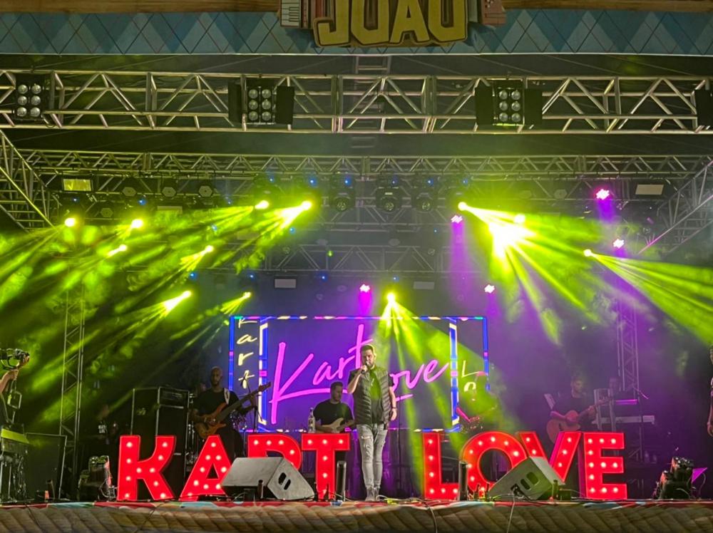 Fim de semana de arrocha e sofrência em Coração de Maria e Paratinga com o Kart Love