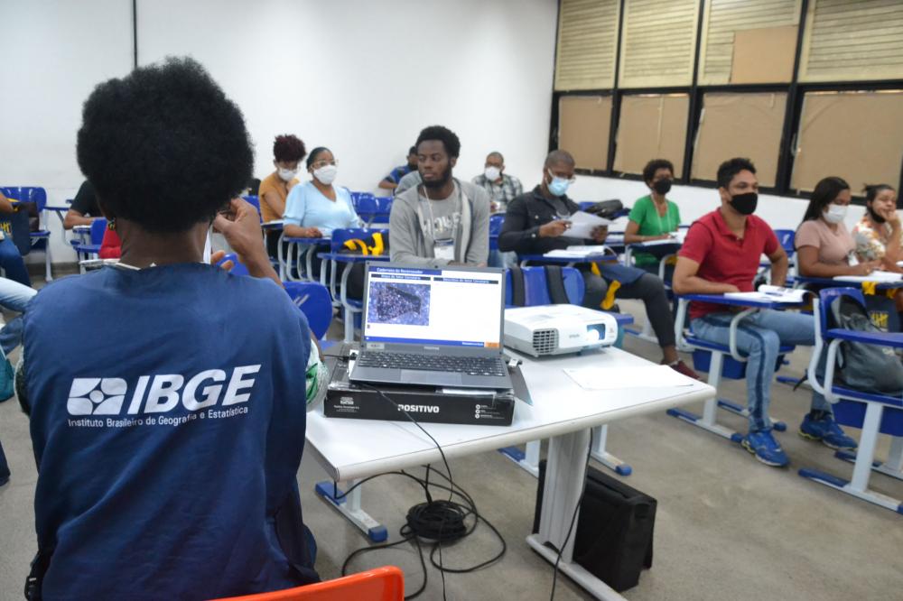 IBGE treina mais de 12 mil baianos para Censo