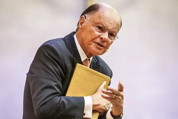 Edir Macedo sugere que fiéis doem seus bens à Universal antes de morrer; veja vídeo