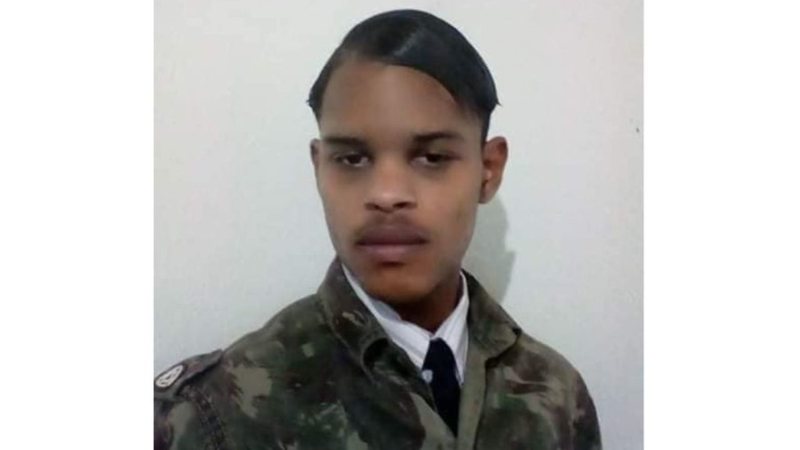 Jovem baiano acredita ser o novo Hitler; conheça