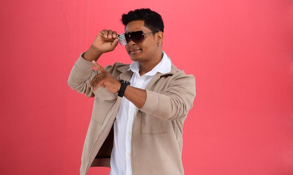 Cantor Junior D'Lucca fará da lançamento carreira em Feira de Santana