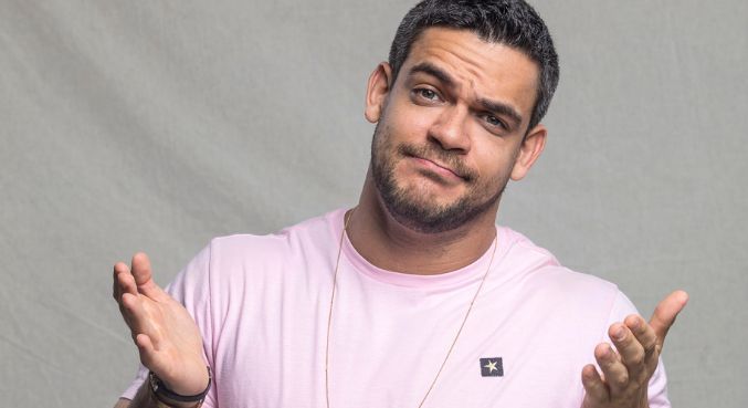 Caique Aguiar é o terceiro Exilado de Ilha Record 2