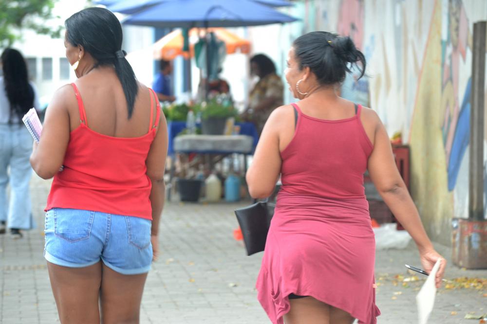 A cada minuto, oito mulheres sofrem violência no Brasil