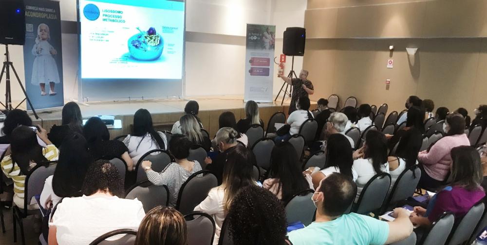 Profissionais de saúde são capacitados para identificar doenças genéticas raras