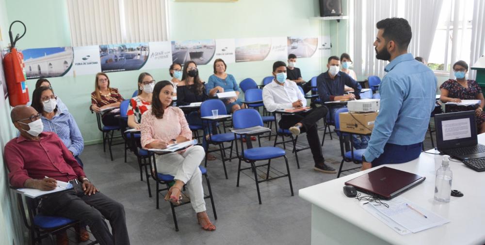 Controle Interno é tema de capacitação para servidores da Controladoria Geral do Município