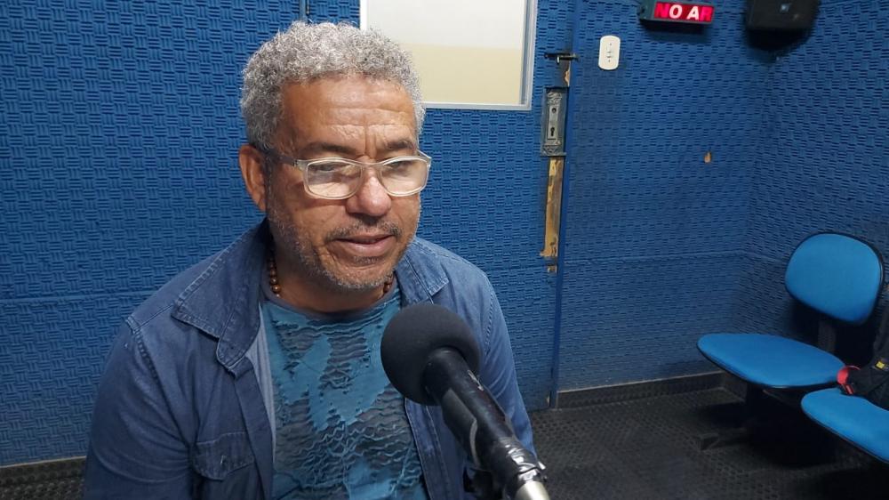 David Rodrigues e Iza Lobo lançam o livro “Pandemia, arte e poesia”