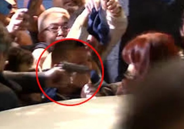 Presidenciáveis repudiam atentado contra Cristina Kirchner; Bolsonaro se cala