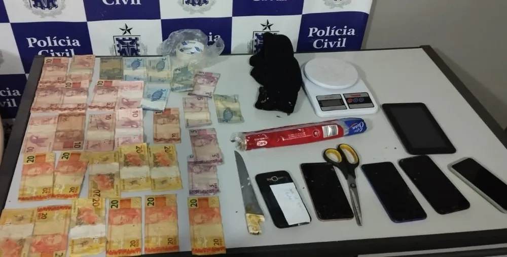 Homens procurados por tráfico de drogas e corrupção de menores são presos em operação na Bahia