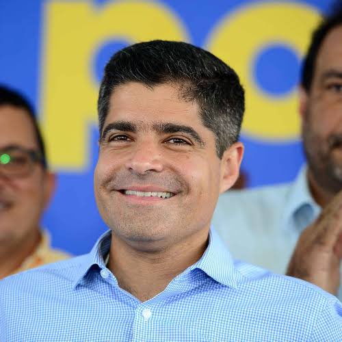 ACM Neto é um dos candidatos a governo que mais investiram em impulsionamento