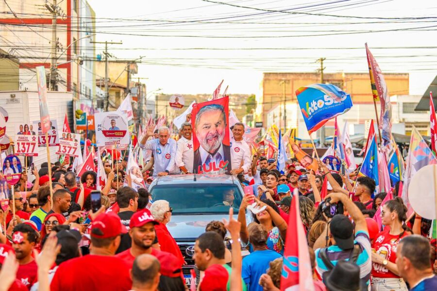 Cenário indefinido aumenta pressão sobre campanhas na reta final