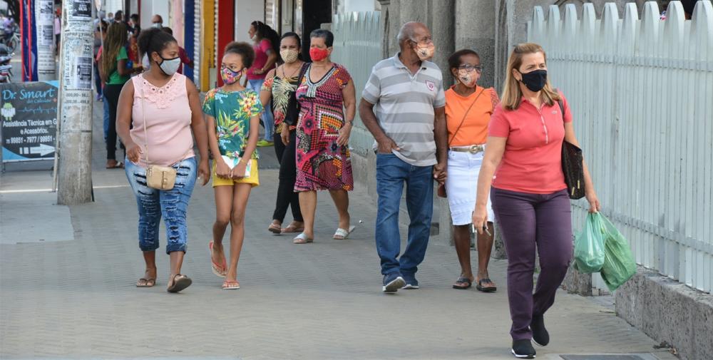 Uso de máscara deixa de ser obrigatório em Feira