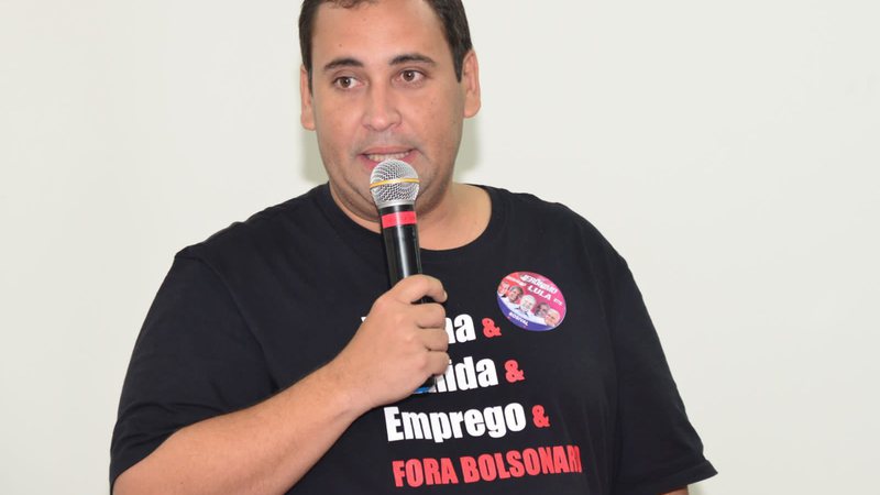 “Depois de perder no primeiro turno, a TV da vice de Neto quer fazer debate?”, questiona presidente do PT na Bahia