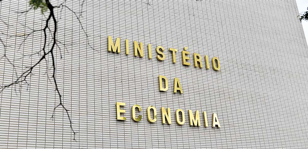 Bloqueio de R$ 2,63 bilhões do orçamento atinge 11 ministérios, informa Economia