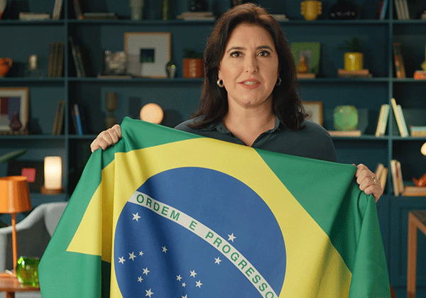 Tebet cutuca Bolsonaro ao celebrar Proclamação da República: Essa bandeira não tem dono