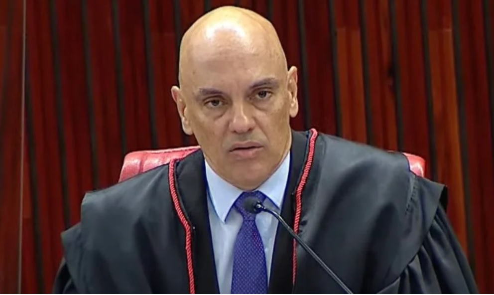 Moraes nega pedido do PL e condena coligação de Bolsonaro a pagar multa de R$ 22,9 milhões