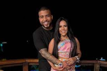 Casal que vendia rifas na internet é morto a tiros em praia; vítimas foram baleadas no peito e na ca