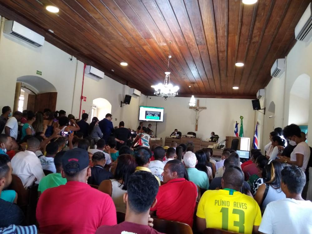 Sessão na Câmara de Santo Amaro termina em confusão 