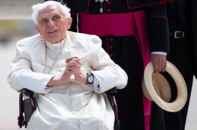 Papa emérito Bento XVI morre aos 95 anos
