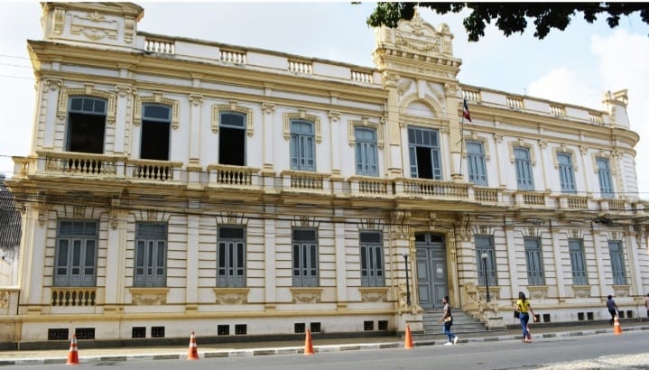 Prefeitura de Feira prorroga inscrição para processo seletivo; contrato será de 12 meses