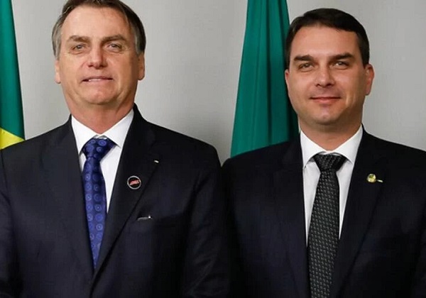 Flávio nega participação de Bolsonaro nos atos antidemocráticos: praticamente incomunicável