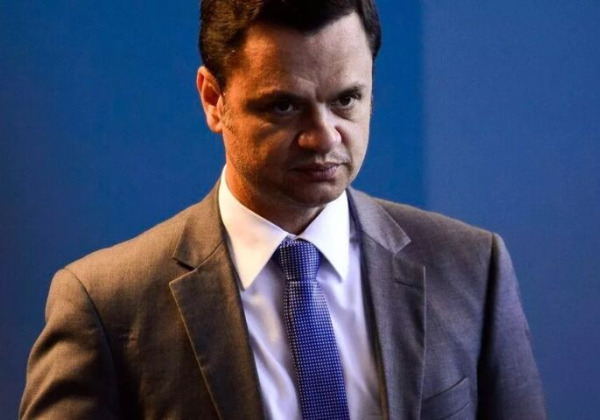 Anderson Torres diz que vai voltar ao Brasil e se apresentar à Justiça