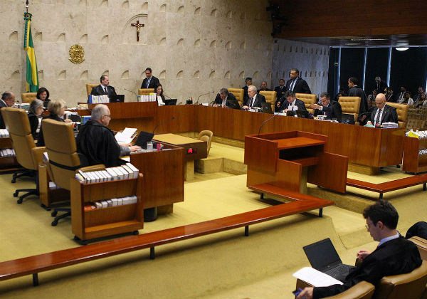 STF tem maioria para respaldar decisão de Moraes que proibiu bloqueio de vias